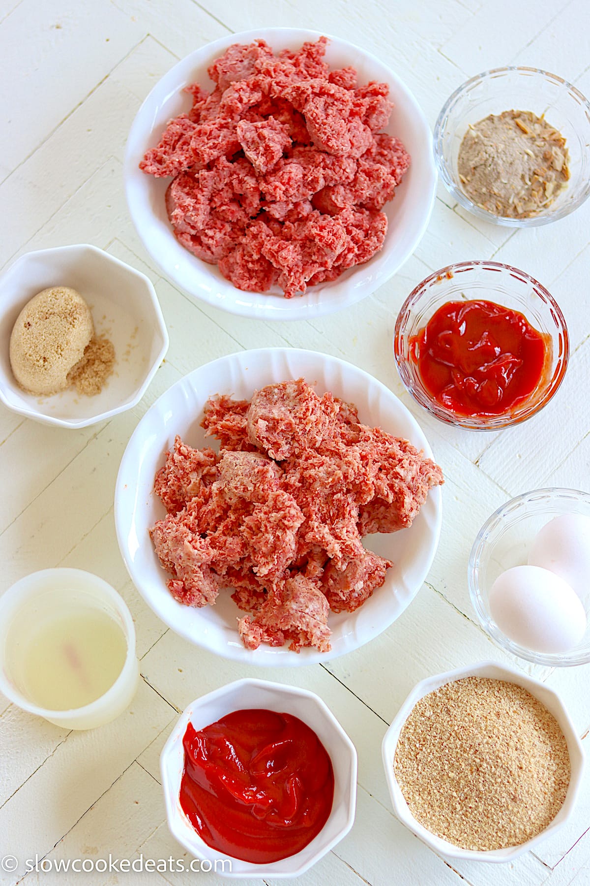 Ingredients needed for making meatloaf in crock pot.