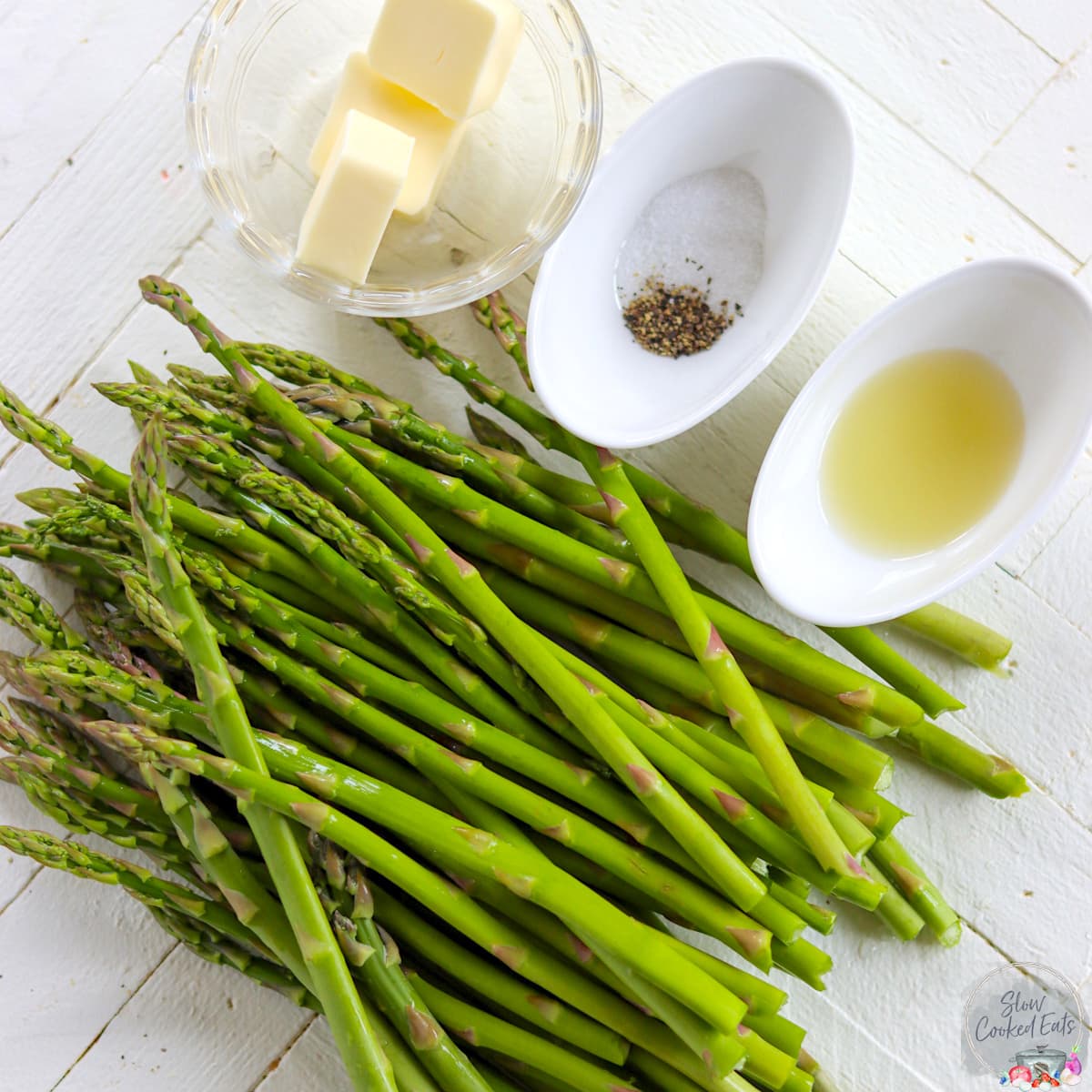 Ingredients needed for making crockpot asparagus.