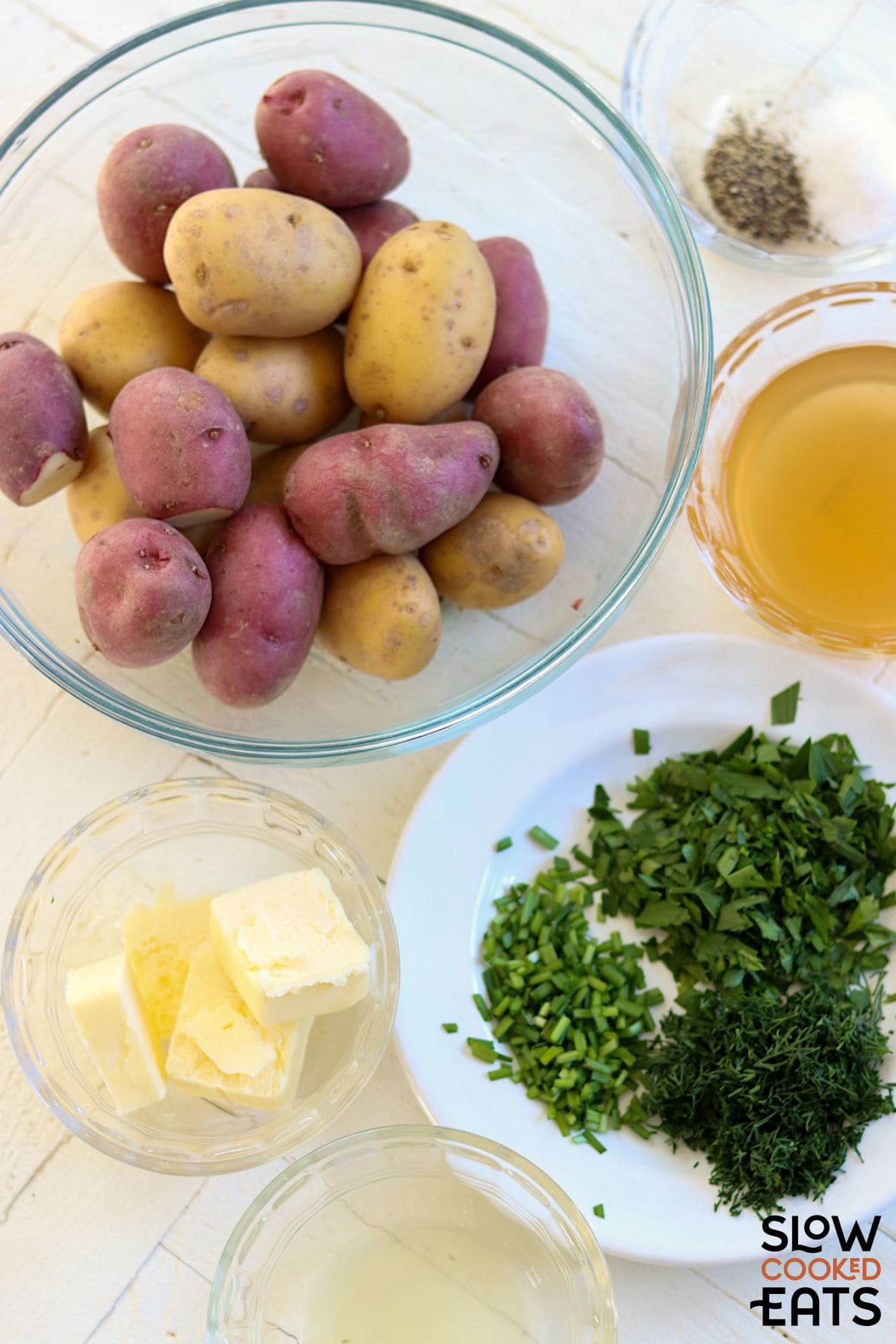 Ingredients needed for slow cooker baby potatoes.